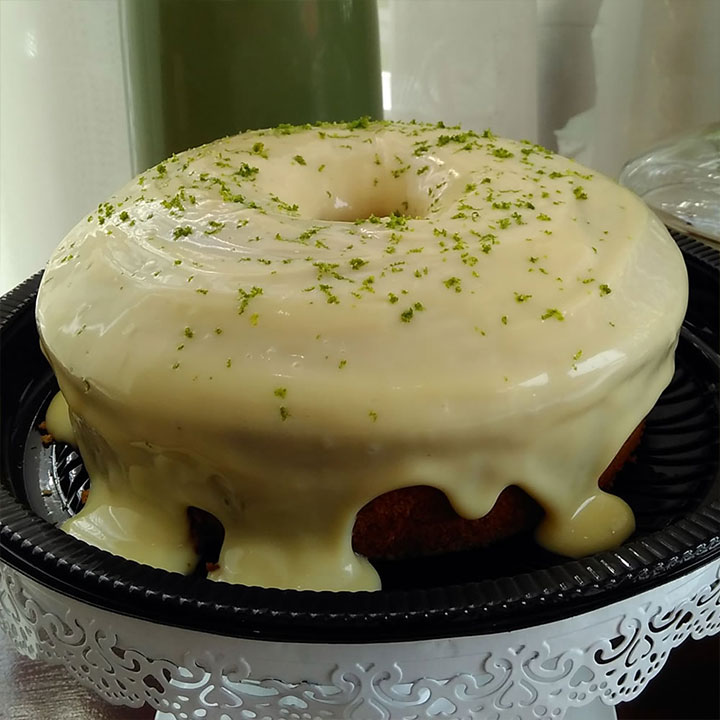 Bolo de Limão com Yogurte
